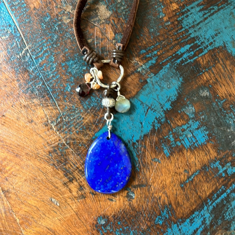 “Cosmic View Lapis Necklace”. New with tags from Sundance. - Picture 3 of 5